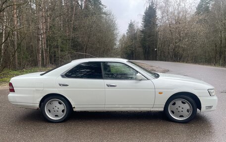 Nissan Laurel VIII, 2001 год, 450 000 рублей, 4 фотография