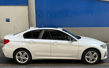 BMW 1 серия, 2022 год, 1 890 000 рублей, 7 фотография