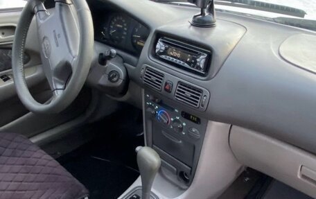 Toyota Corolla, 1997 год, 250 000 рублей, 3 фотография