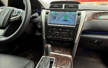 Toyota Camry, 2016 год, 1 820 000 рублей, 14 фотография