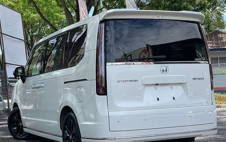 Honda Stepwgn, 2023 год, 2 530 000 рублей, 2 фотография