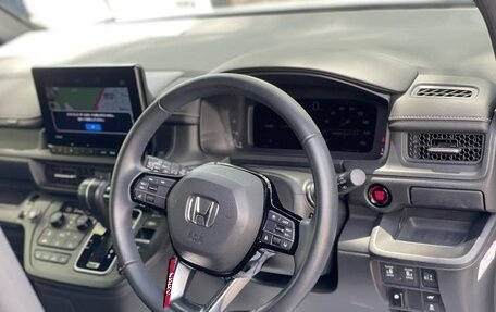 Honda Stepwgn, 2023 год, 2 530 000 рублей, 18 фотография