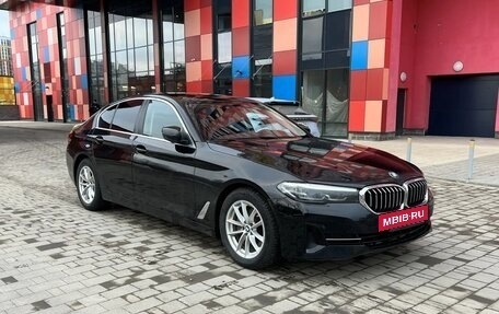 BMW 5 серия, 2021 год, 3 150 000 рублей, 3 фотография