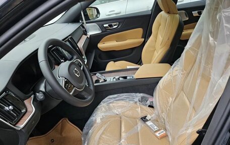 Volvo V60 Cross Country II, 2025 год, 8 000 000 рублей, 3 фотография