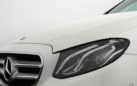 Mercedes-Benz E-Класс, 2018 год, 3 190 000 рублей, 7 фотография