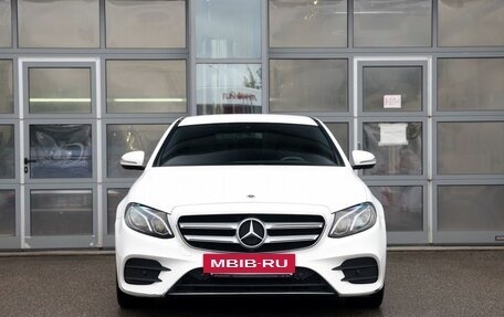 Mercedes-Benz E-Класс, 2018 год, 3 190 000 рублей, 2 фотография