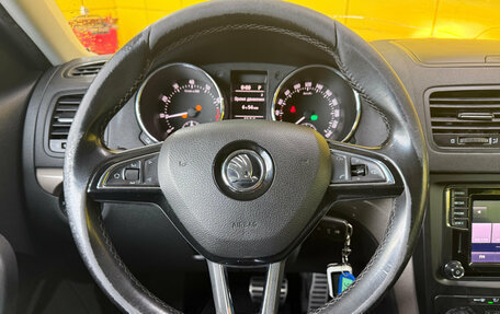 Skoda Yeti I рестайлинг, 2015 год, 1 399 000 рублей, 17 фотография