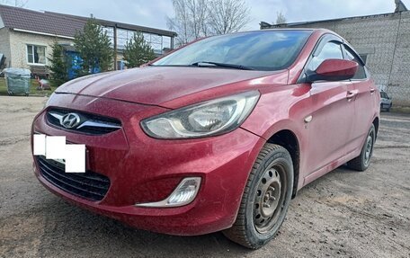 Hyundai Solaris II рестайлинг, 2011 год, 597 000 рублей, 1 фотография