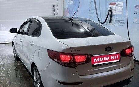 KIA Rio III рестайлинг, 2017 год, 1 100 000 рублей, 4 фотография