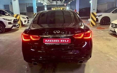 Infiniti Q50 I рестайлинг, 2018 год, 2 700 000 рублей, 7 фотография