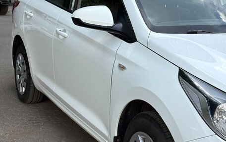 Hyundai Solaris II рестайлинг, 2019 год, 1 000 000 рублей, 6 фотография