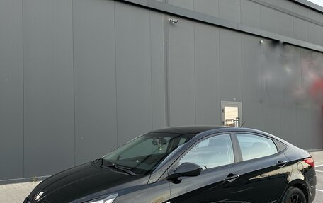 Hyundai Solaris II рестайлинг, 2013 год, 930 000 рублей, 4 фотография