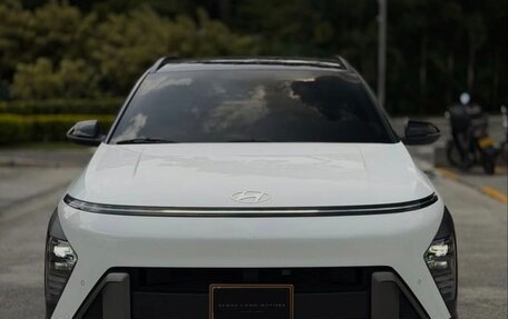 Hyundai Kona, 2023 год, 2 370 000 рублей, 2 фотография