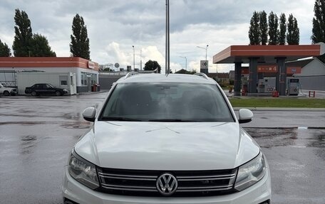 Volkswagen Tiguan I, 2011 год, 1 290 000 рублей, 3 фотография