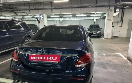 Mercedes-Benz E-Класс, 2019 год, 2 750 000 рублей, 8 фотография
