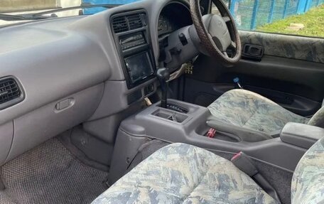Nissan Serena I, 1997 год, 580 000 рублей, 13 фотография