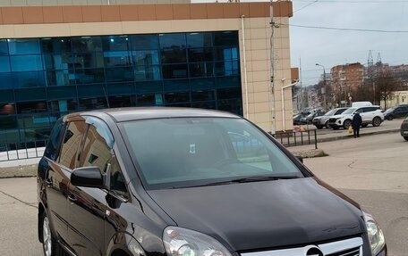 Opel Zafira B, 2011 год, 850 000 рублей, 6 фотография