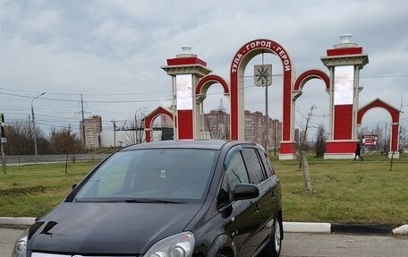 Opel Zafira B, 2011 год, 850 000 рублей, 3 фотография