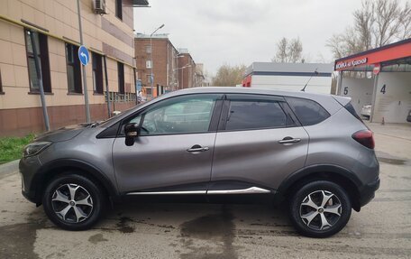 Renault Kaptur I рестайлинг, 2017 год, 1 500 000 рублей, 4 фотография