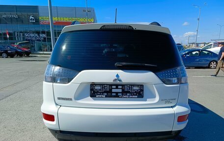 Mitsubishi Outlander III рестайлинг 3, 2012 год, 1 269 995 рублей, 6 фотография