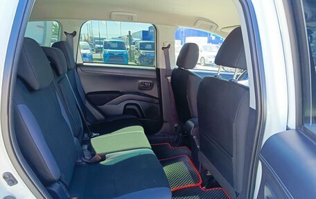 Mitsubishi Outlander III рестайлинг 3, 2012 год, 1 269 995 рублей, 14 фотография