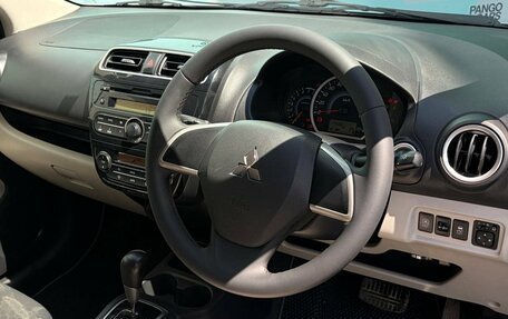 Mitsubishi Mirage VI рестайлинг, 2015 год, 695 000 рублей, 15 фотография