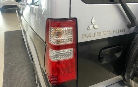 Mitsubishi Pajero Mini II, 2009 год, 696 000 рублей, 14 фотография