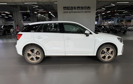 Audi Q2 I, 2023 год, 2 399 900 рублей, 4 фотография