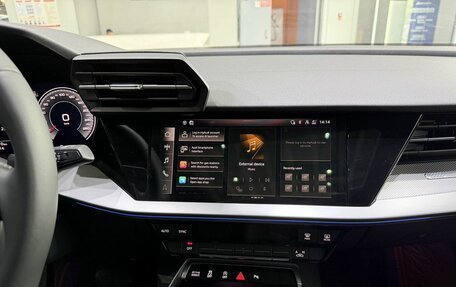 Audi Q2 I, 2023 год, 2 399 900 рублей, 12 фотография