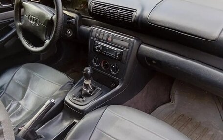 Audi A4, 1995 год, 289 000 рублей, 18 фотография