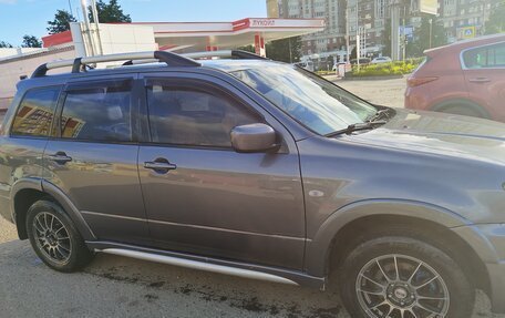 Mitsubishi Outlander III рестайлинг 3, 2007 год, 700 000 рублей, 4 фотография