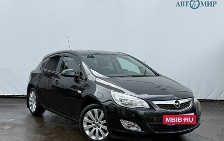 Opel Astra J, 2011 год, 730 000 рублей, 3 фотография