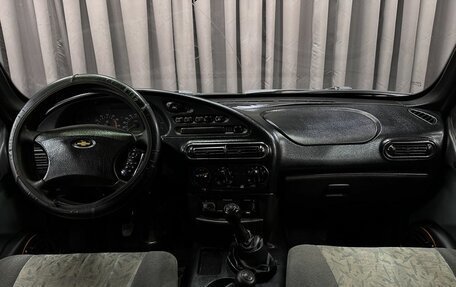 Chevrolet Niva I рестайлинг, 2004 год, 349 999 рублей, 8 фотография