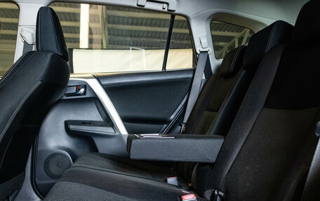 Toyota RAV4, 2012 год, 2 049 000 рублей, 10 фотография