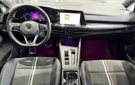 Volkswagen Golf VIII, 2022 год, 1 999 900 рублей, 8 фотография