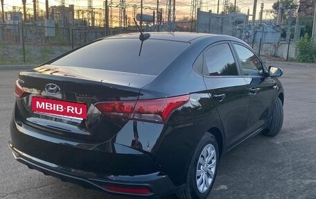 Hyundai Solaris II рестайлинг, 2022 год, 2 000 000 рублей, 8 фотография