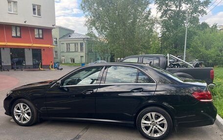 Mercedes-Benz E-Класс, 2015 год, 1 680 000 рублей, 4 фотография