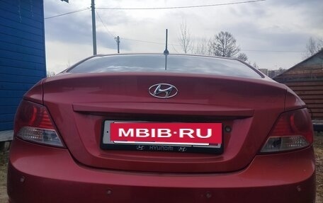 Hyundai Solaris II рестайлинг, 2011 год, 410 000 рублей, 2 фотография