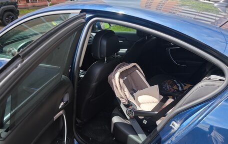 Opel Insignia II рестайлинг, 2011 год, 800 000 рублей, 11 фотография