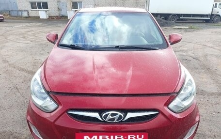Hyundai Solaris II рестайлинг, 2011 год, 597 000 рублей, 7 фотография