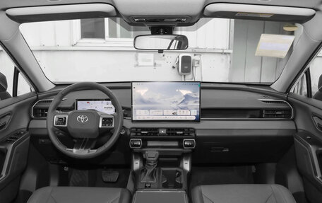 Toyota RAV4, 2026 год, 3 900 000 рублей, 14 фотография