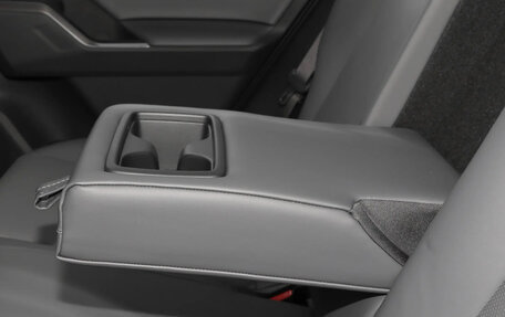 Toyota RAV4, 2026 год, 3 900 000 рублей, 27 фотография