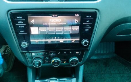 Skoda Octavia, 2017 год, 1 595 000 рублей, 13 фотография