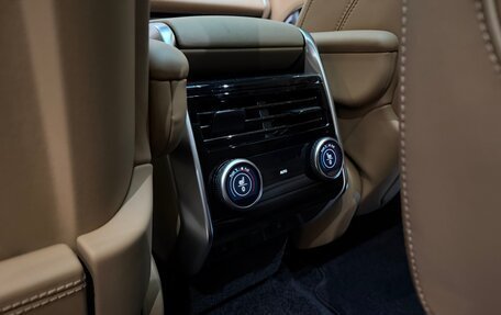 Land Rover Range Rover IV рестайлинг, 2026 год, 23 790 000 рублей, 28 фотография