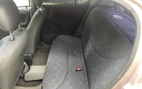 Toyota Vitz, 2001 год, 3 фотография