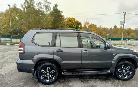 Toyota Land Cruiser Prado 120 рестайлинг, 2004 год, 1 480 000 рублей, 2 фотография