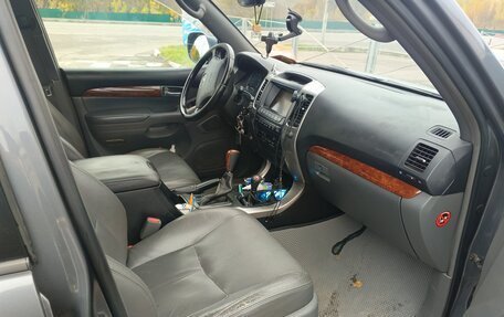 Toyota Land Cruiser Prado 120 рестайлинг, 2004 год, 1 480 000 рублей, 10 фотография