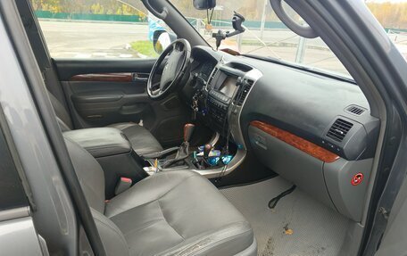 Toyota Land Cruiser Prado 120 рестайлинг, 2004 год, 1 480 000 рублей, 11 фотография
