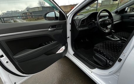 Hyundai Elantra VI рестайлинг, 2020 год, 1 630 000 рублей, 5 фотография
