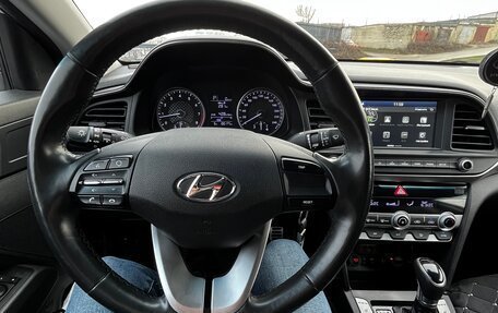 Hyundai Elantra VI рестайлинг, 2020 год, 1 630 000 рублей, 15 фотография